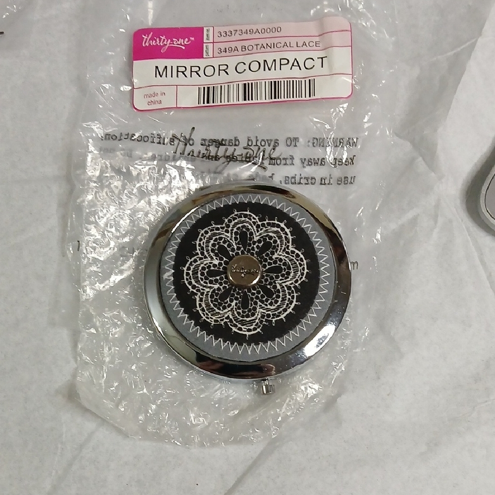 Thirty-One "Botanical Lace" Black and Silver Compact With Fabric Face